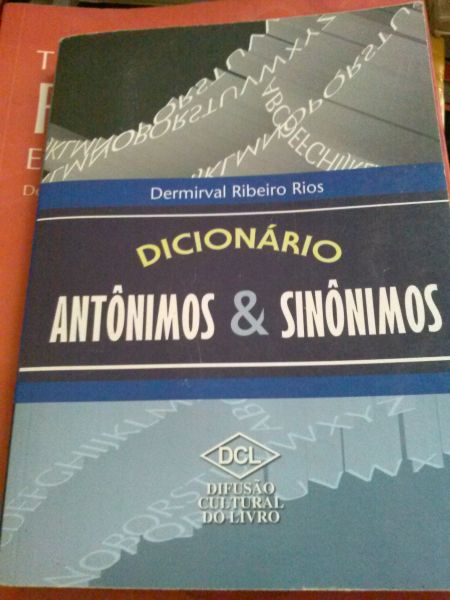 Dicionário de Antônimos e sinônimos