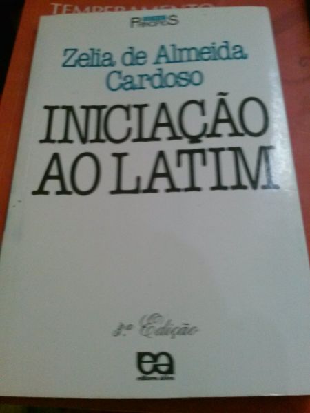 Iniciação ao Latim